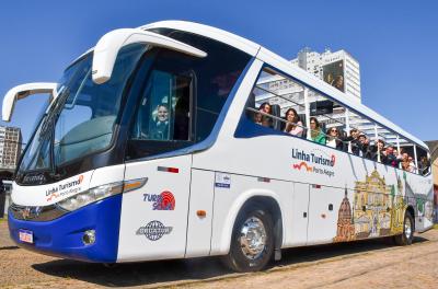 Porto Alegre ganha novo ônibus da Linha Turismo