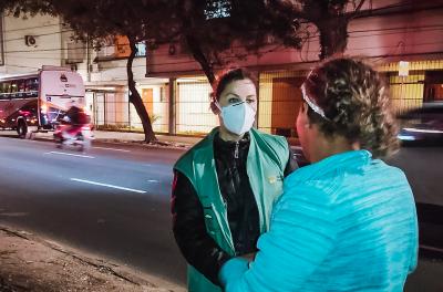 Prefeitura começa projeto-piloto de abordagem noturna a pessoas em situação de rua
