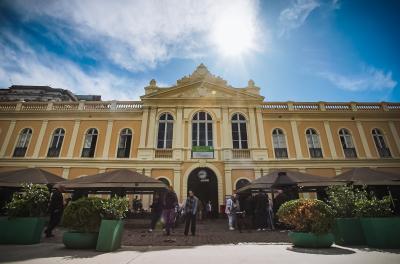 Feira de artesanato movimenta o Mercado Público neste fim de semana