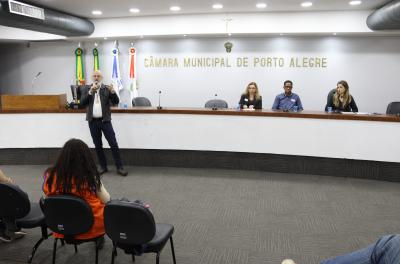 Audiência Pública do PMGIRS de Porto Alegre reuniu 60 participantes