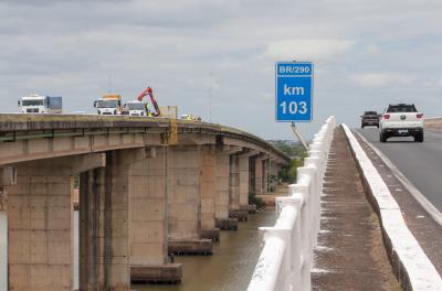 Dmae faz reparos na Ponte Saco da Alemoa