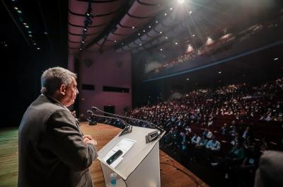 Melo defende prioridades dos municípios em caravana do governo federal
