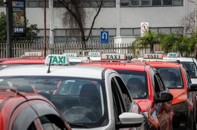 Taxistas com prefixos de 4000 a 4500 devem fazer a migração até novembro 