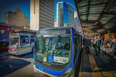 Pesquisa sobre qualidade do transporte coletivo começa a ser aplicada nos terminais