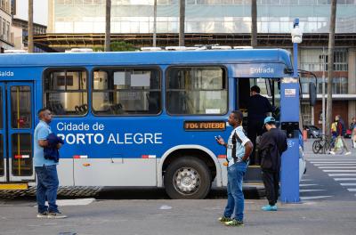 EPTC divulga esquema de trânsito e transporte para Grêmio x Corinthians