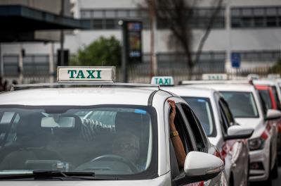 Prefixos de táxi entre 4501 a 5100 podem solicitar migração do serviço a partir desta sexta-feira