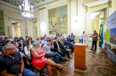 Programa irá beneficiar 150 estudantes com atividades de formação e acompanhamento médico 