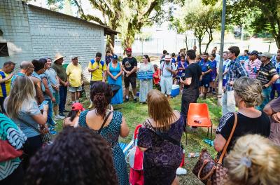 Prefeitura entrega praça revitalizada no bairro Petrópolis