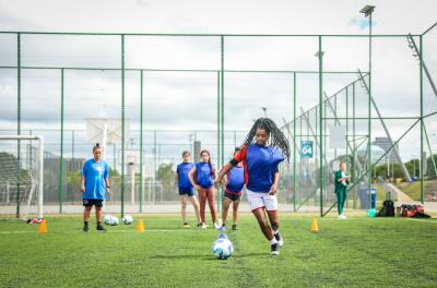 Começam os treinamentos do programa de futebol feminino da prefeitura