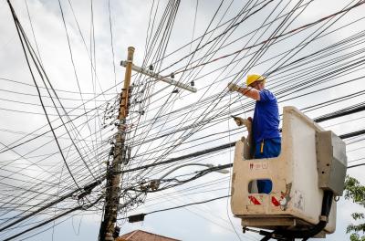 Operação corta-fios chegará às avenidas Nilo Peçanha e Praia de Belas na próxima semana