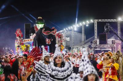 desfile academicos de gravataí