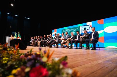 Prefeito reivindica conclusão da nova ponte do Guaíba em ato com presidente Lula