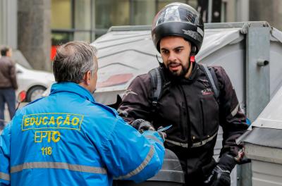 Saúde capacita sindicato de motoboys para uso de sistema de notificação de acidentes de trabalho