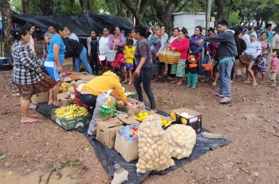 Comunidade indígena recebe doações de frutas e verduras