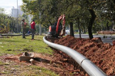 Dmae interliga rede de água no bairro Glória