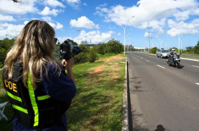 Operação radar registra excesso de velocidade durante o feriado de Tiradentes