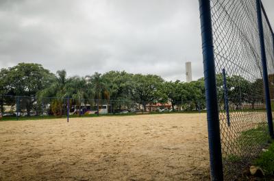 Concluída a obra de novas quadras de beach tennis em parque da zona Norte