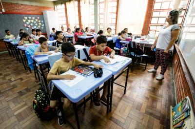 Avaliação aponta melhora na aprendizagem em português e matemática dos alunos da rede municipal 