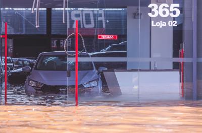 Mais de 45 mil cnpjs foram impactados pela enchente na capital
