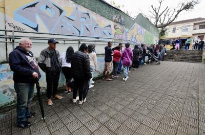 atendimento para atingidos pelas enchentes