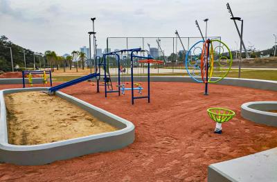 Playgrounds e academias ao ar livre da Orla do Guaíba estão liberados para uso