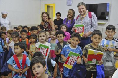 doação de mochilas