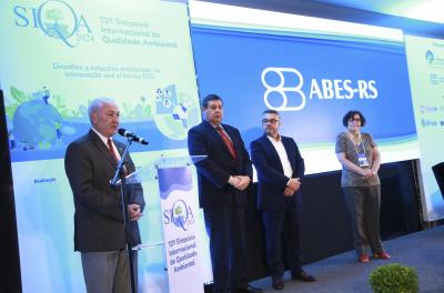 Prefeitura participa do 12º Simpósio Internacional de Qualidade Ambiental