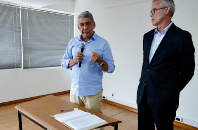 Prefeito Sebastião Melo e o vereador Mauro Pinheiro