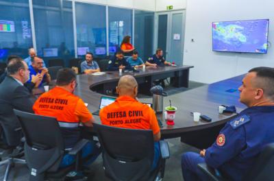 Prefeitura avalia atendimentos e se prepara para possibilidade de mais chuvas