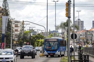 corredores de ônibus 