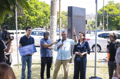 Prefeitura celebra 300 adoções de espaços públicos com homenagem à David Coimbra