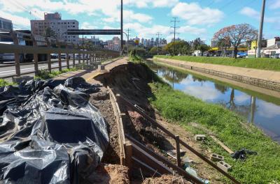 Obras de recuperação do talude do Arroio Dilúvio iniciam na segunda-feira