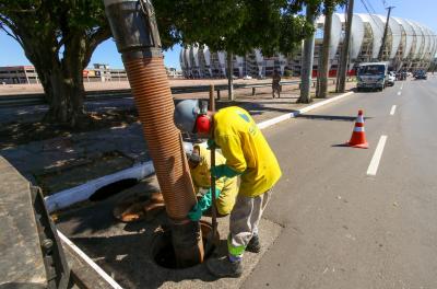 Dmae divulga programação de limpeza de tubulações, bocas-de-lobo e poços de visita