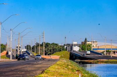 Bloqueio na Severo Dullius devido a obras na região