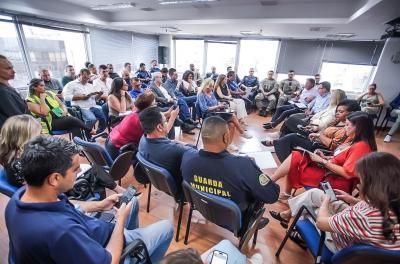 Prefeitura e ligas carnavalescas discutem preparativos para o Carnaval 2025