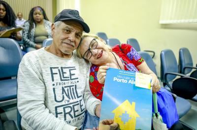 41 bônus-moradia serão entregues nesta quarta-feira.