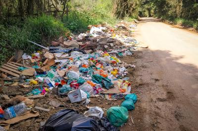 DMLU faz limpeza no bairro Belém Novo neste domingo