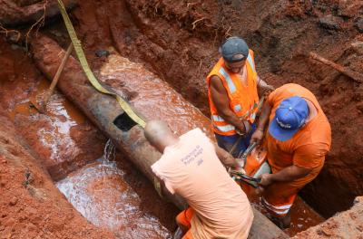 Manutenção em adutora pode causar falta d’água em três bairros neste sábado