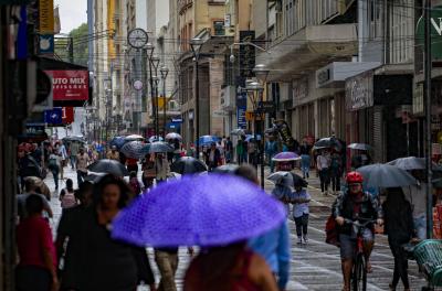 Defesa Civil de Porto Alegre emite alerta preventivo para instabilidade entre quinta e sexta-feira