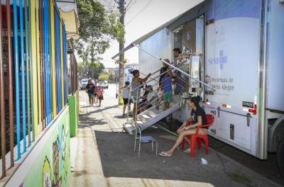 Unidade móvel atende cinco comunidades nesta semana
