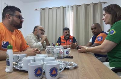Defesa Civil recebe pesquisadora para tratar da profissionalização e fortalecimento da gestão de riscos