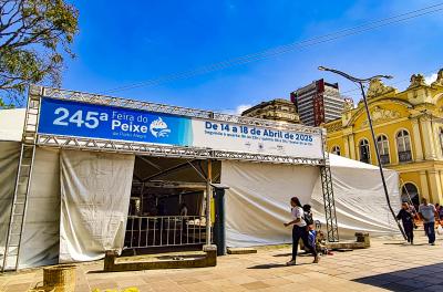 Feira do Peixe começa na segunda-feira no Largo Glênio Peres