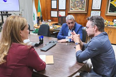 Prefeito reforça articulação com senadores sobre comitê gestor da reforma tributária