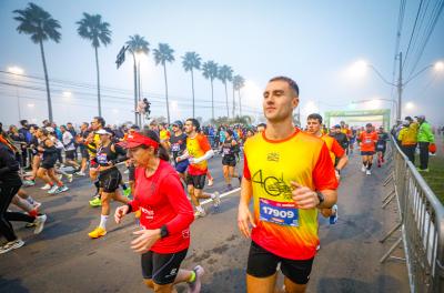 Provas da Maratona Internacional de Porto Alegre começaram neste sábado