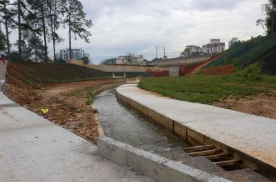 Obra em reservatório da bacia do Arroio Areia chega a 82% de execução