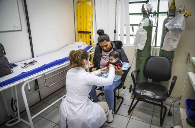 Final de semana com atendimento ampliado garante vacinação de 1,2 mil pessoas