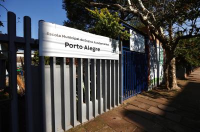 Escola Municipal Porto Alegre recebe obras de qualificação