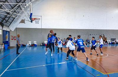 Basquete abre competições nos Jogos Escolares de Porto Alegre
