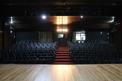 Centro Municipal de Cultura retoma programação após reforma