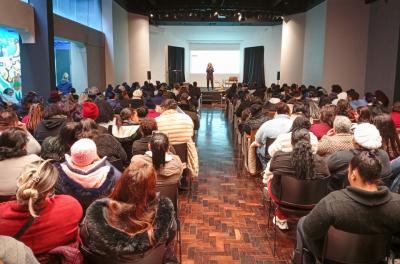 Smed promove formação para cozinheiras e auxiliares de cozinha das escolas municipais
